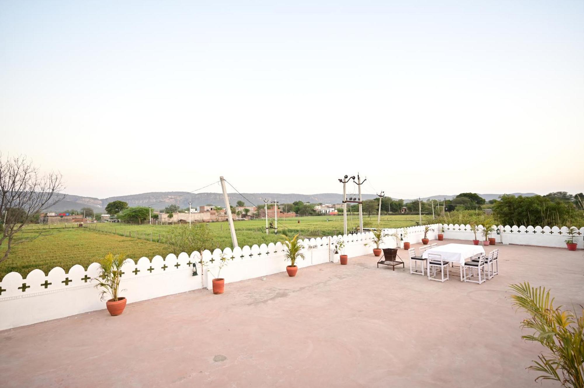 The Castle Crown - Hem Vilas Resort Ranthambhore Савай-Мадхопур Экстерьер фото