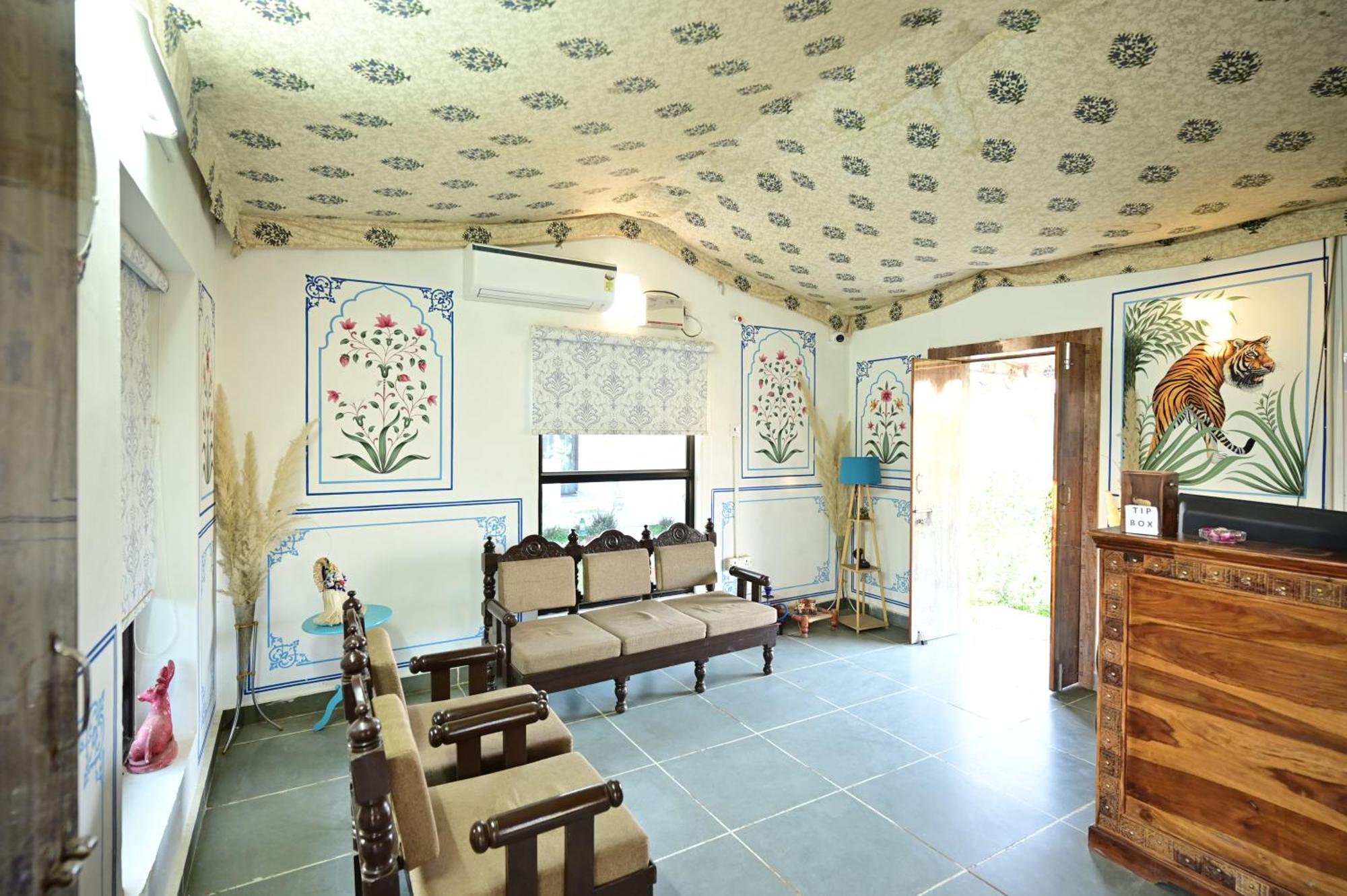 The Castle Crown - Hem Vilas Resort Ranthambhore Савай-Мадхопур Экстерьер фото