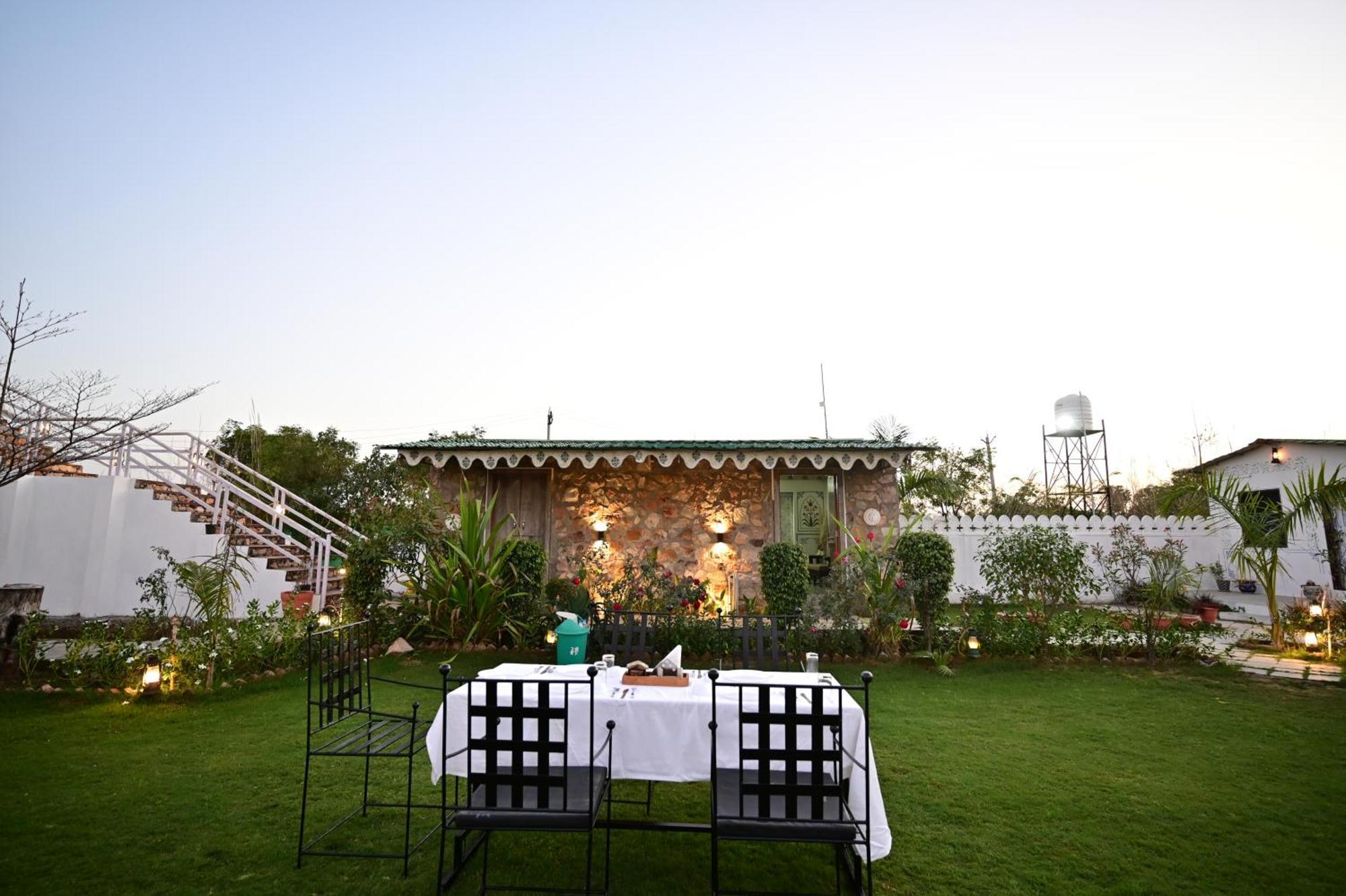 The Castle Crown - Hem Vilas Resort Ranthambhore Савай-Мадхопур Экстерьер фото
